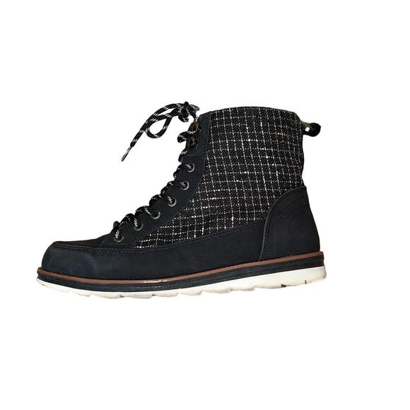 MUK LUKS Women's Sigrid Boots nylon faux fur lined black lace up black tie SZ 8 - Picture 1 of 7